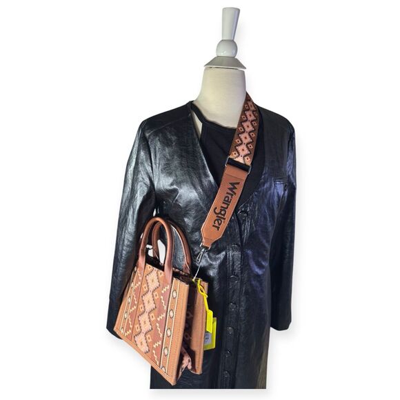 Wrangler Brown Crossbody Bag Boho Western Tote Adjustable Strap BNWT - Picture 2 of 11